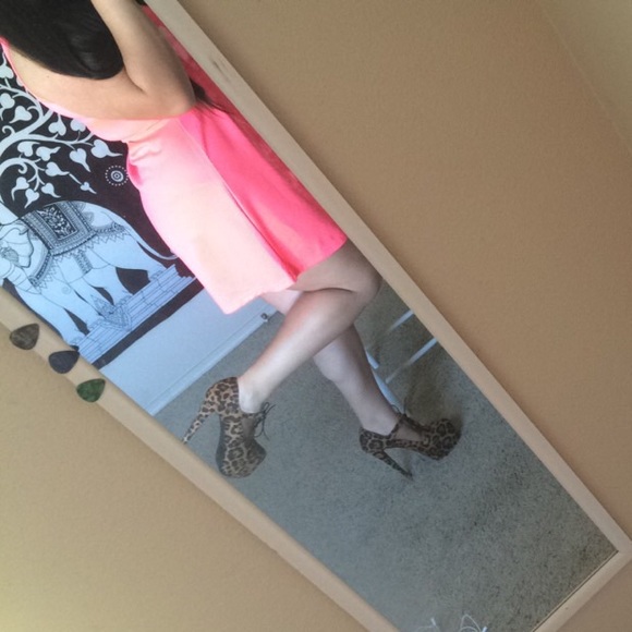 Heels - Picture 4 of 4