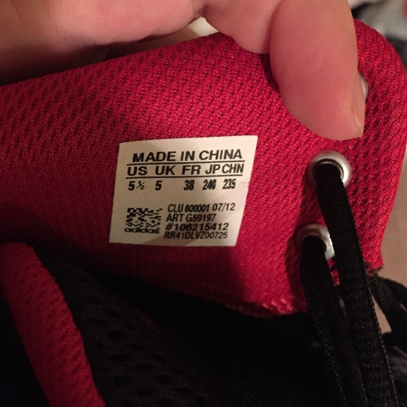 Derrick Rose 1 - Picture 2 of 3