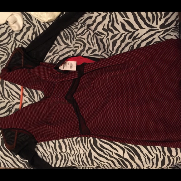 Dress - Picture 2 of 2