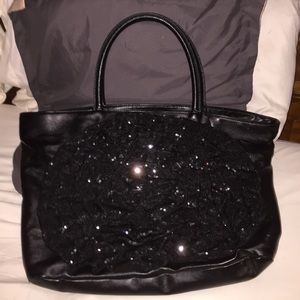 👋🏼 Black rose bag