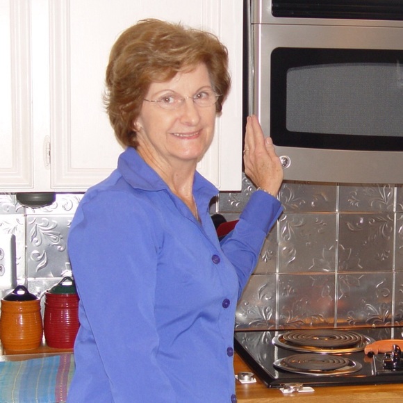 Meet your Posher, Diane