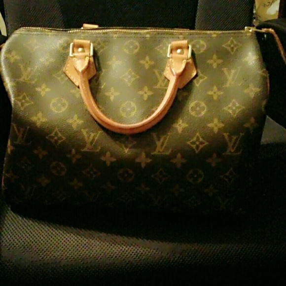 Authentic Louis Vuitton Speedy 30