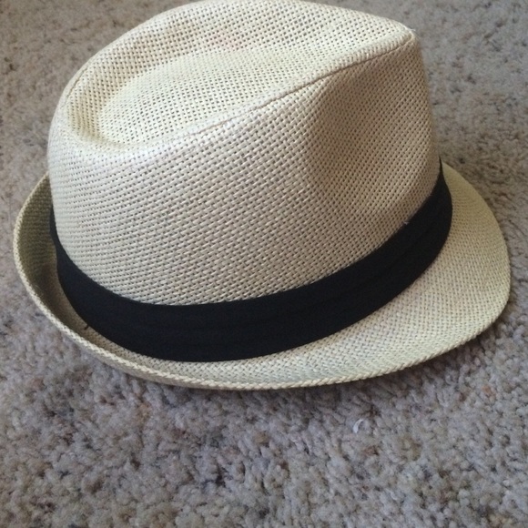 Fedora - Picture 4 of 4