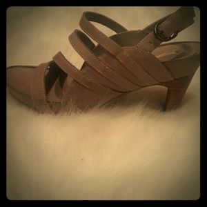 Brand new, never been worn max studio taupe heels.