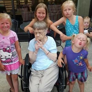 Meet your Posher, Wendy