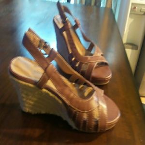 Ladies shoes wedges  brown  man made open toe adju