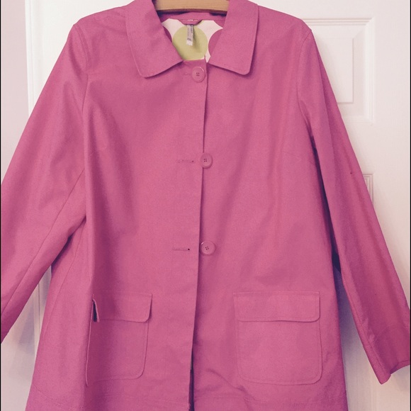 Women's light weight coat.