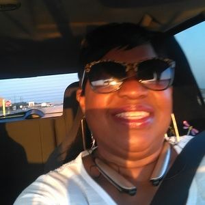 Meet your Posher, Annette