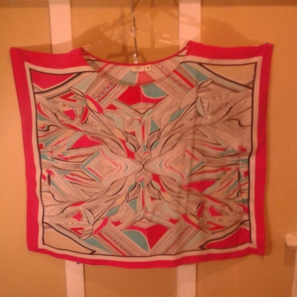 Pretty Blouse - Picture 3 of 4