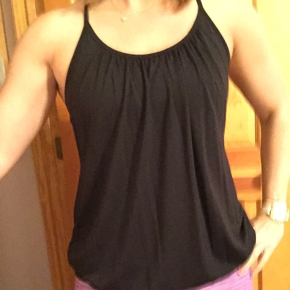 Lululemon top