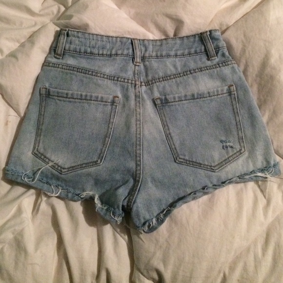 SOLD❗️Pacsun's Bullhead mom short size 1 - Picture 2 of 4