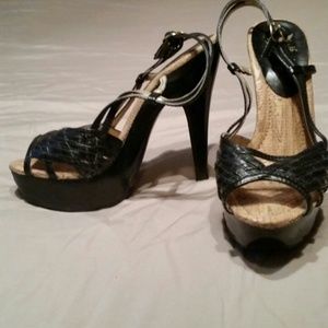 Black Opened Toe Heels