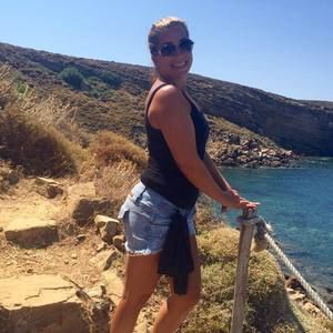 Meet your Posher, Effie