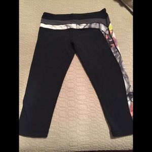 Lululemon capris