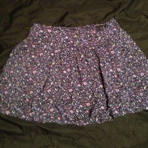 Floral skirt with pockets