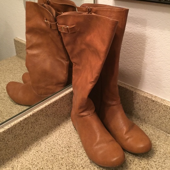 Brown boots