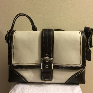 Authentic Coach shoulder bag