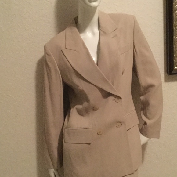 Pant suit
