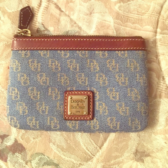 dooney and bourke small wallet/change purse