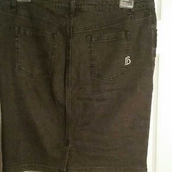 Bisou Bisou Denim skirt - Picture 2 of 2