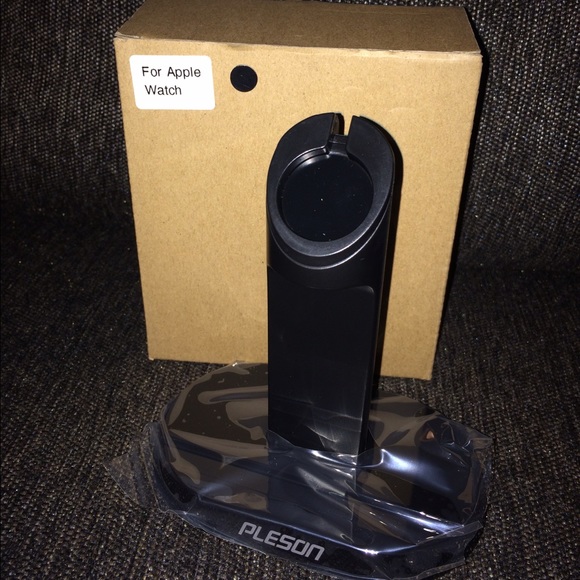 FOR APPLE WATCH AND PHONE CHARGING DOCK