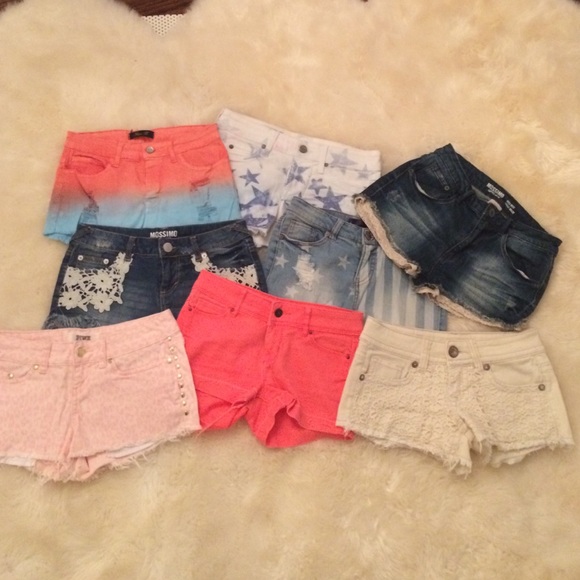 8 PAIRS OF SHORTS!!!