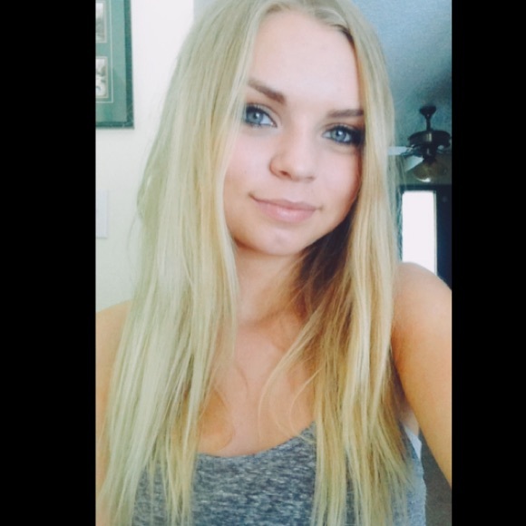 Meet your Posher, Samantha - Picture 1 of 1