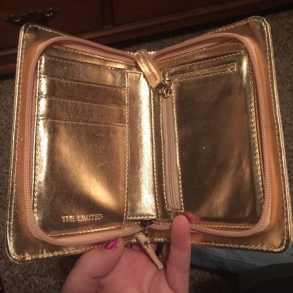 The Limited Wallet - Picture 2 of 3