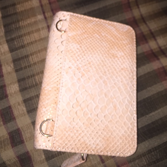 The Limited Wallet - Picture 3 of 3