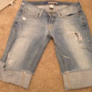 Lucky Bermuda shorts