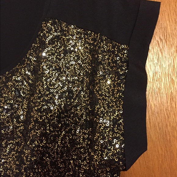 Express Top - Picture 4 of 4