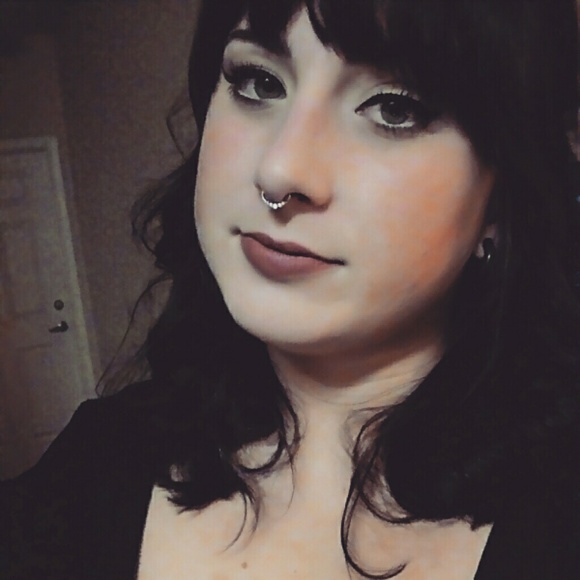 Meet your Posher, Hanna