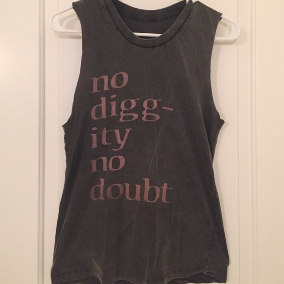 Brandy Melville cutoff tank