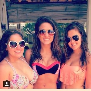 Meet your Posher, Becky