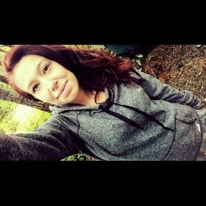 Meet your Posher, Ashlee