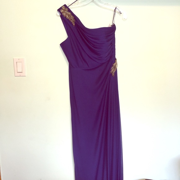 Betsy & Adam navy blue one should evening gown