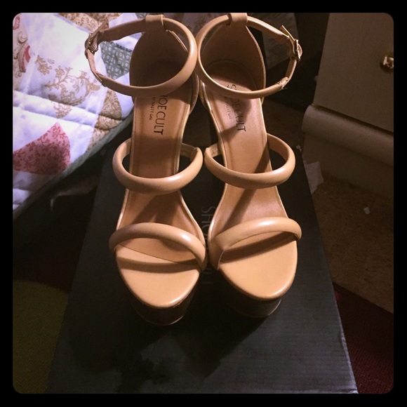 Nude NastyGal SuperHigh Wedges