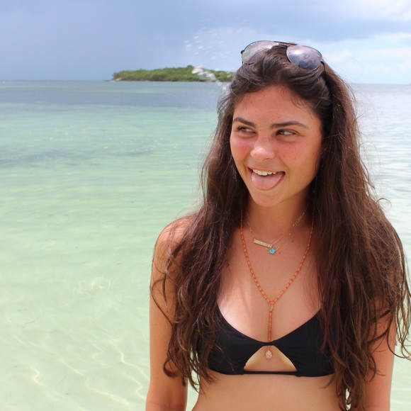 Meet your Posher, Emily - Picture 1 of 1