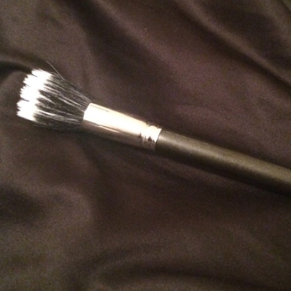 Mac 187 brush.