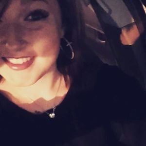 Meet your Posher, Skylar