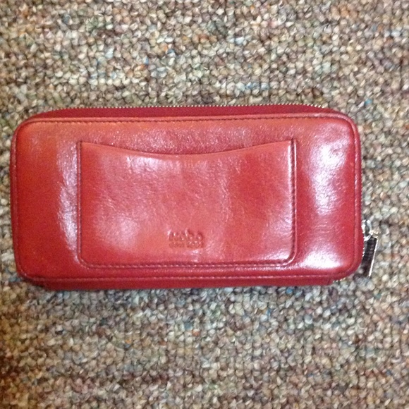 Hobo wallet- great condition