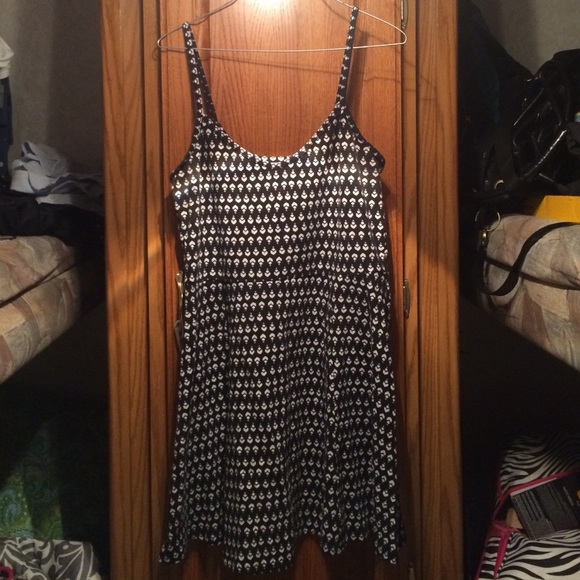 XL So skater dress