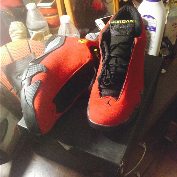 Air Jordan 14 Ferraris - Picture 1 of 1