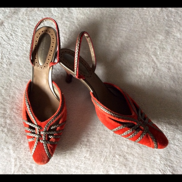 Designer Bottega Veneta Kitten heel shoes