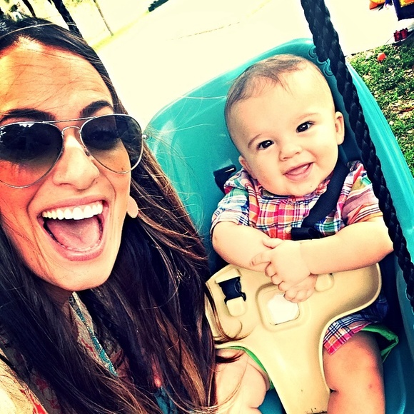 Meet your posher - Picture 2 of 6