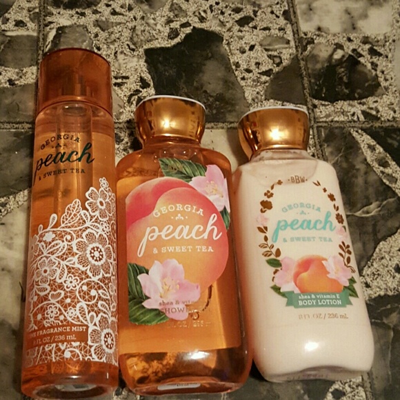 Bath & Body Works Georgia Peach & Sweet Tea Body L