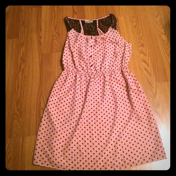 Cute pocket dress pink and black