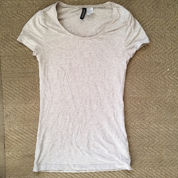 H&m beige tee