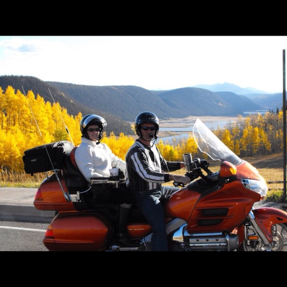 Meet your Posher! - Picture 3 of 7