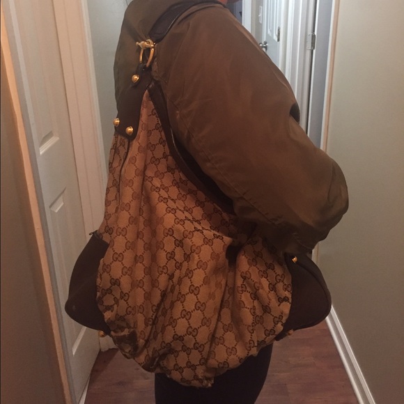 GUCCI signature hobo handbag. - Picture 4 of 4